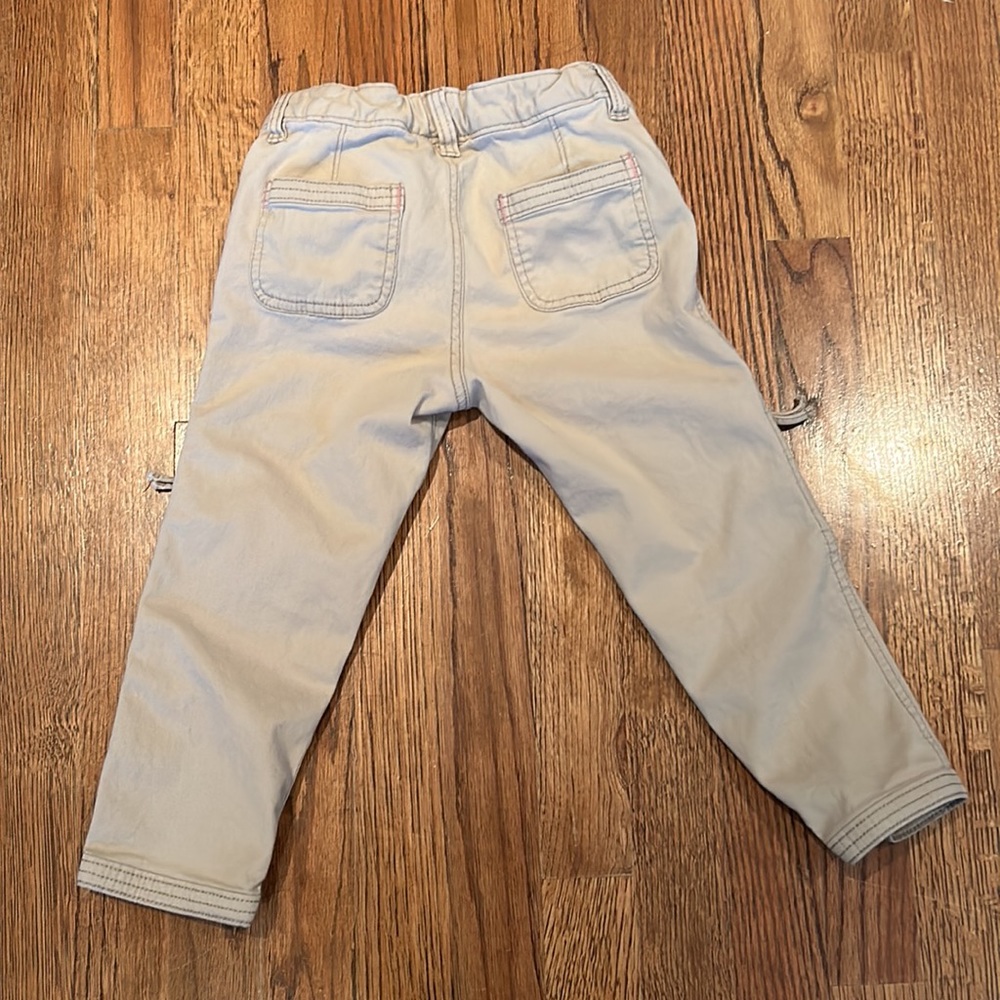 Capris - Picture 4 of 6